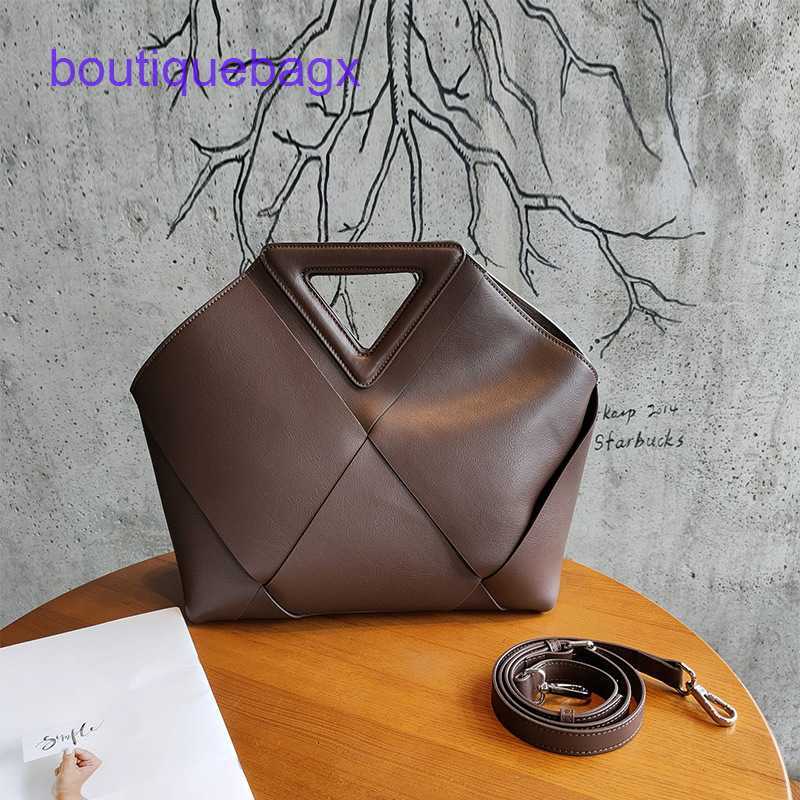 

Bottegs Venets Point Bags online shop 2023 autumn and winter new inverted triangle woven handbag leather fashion soft one shoulder messenger bag woman, Black6