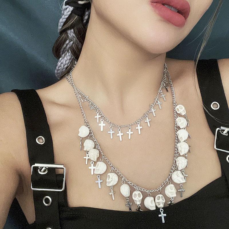 

Chains Retro Halloween Skull Cross Dark Punk Gothic Gomei Double Necklace For Women Sweater Chain Bar Decoration JewelryChains