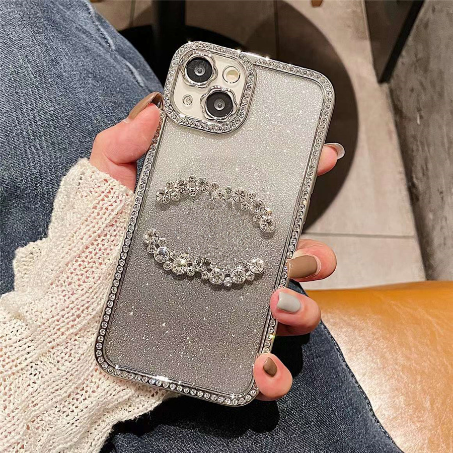

Luxury Leather Designers Phone Cases For iPhone 14 14Pro 14Plus 14ProMax 13 12 11 XS XR X 8 7 Plus 14Plus Glint Rhinestone Letter Designer Case, Light blue