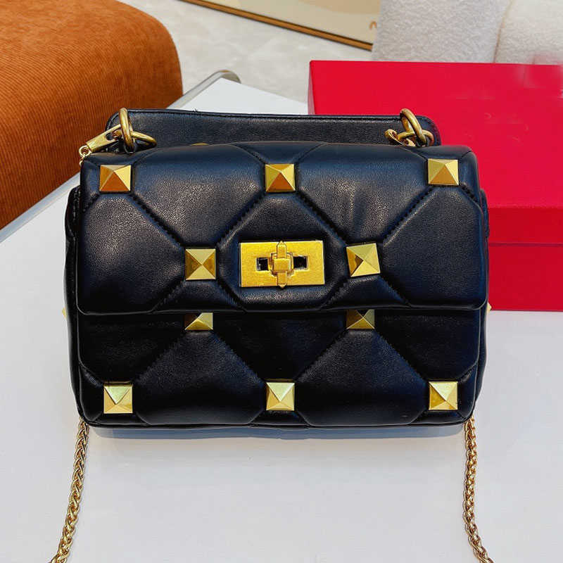 

Evening Bags Rivet Crossbody Bucket Bag 2 Straps Women Hand Bags Purse Roman Stud Nappa Chain Shoulder Bags Top Quality Handbag Sheepskin G, Multi