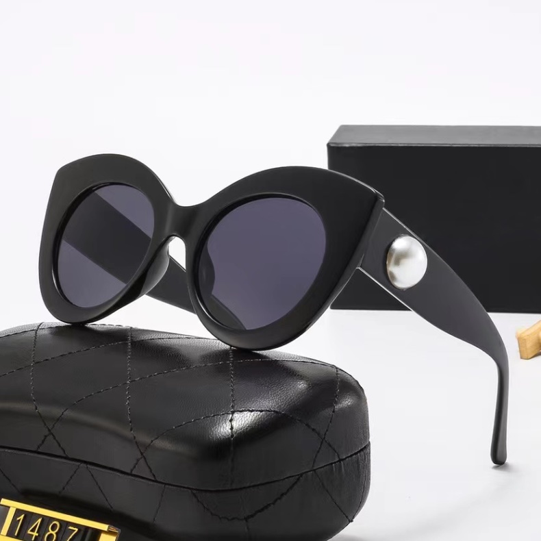 

Women Sunglasses Big Luxury Designer Sun Glasses Cat Eye Frame UV400 Pearl Decoration Temples Fashion Eyeglasses