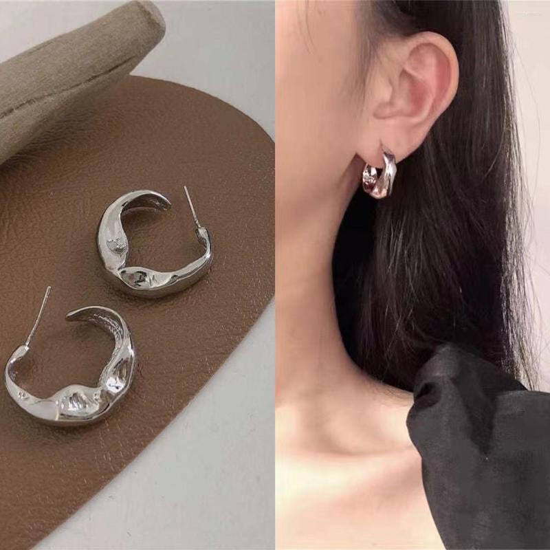 

Hoop Earrings Personality Silver Color Round High-grade Metal Texture Circle Beautiful Temperament