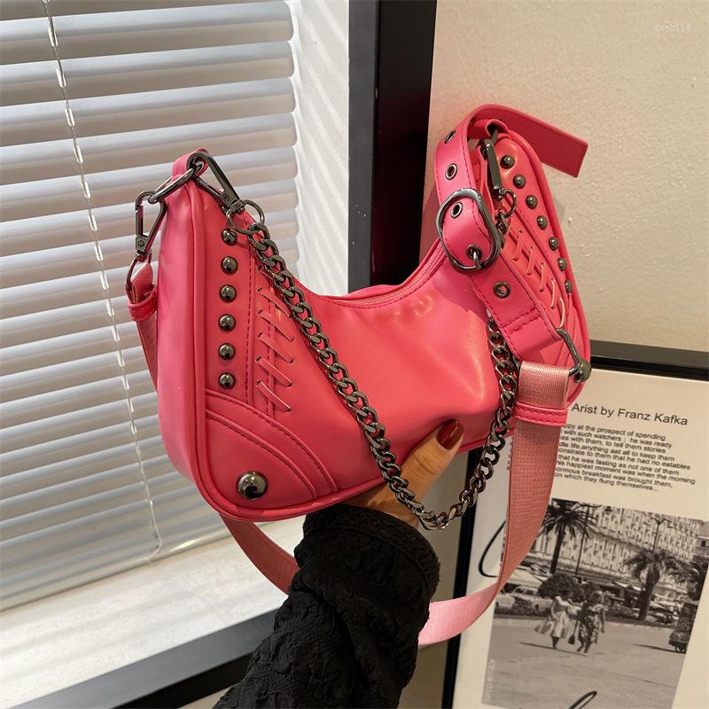 

Evening Bags Xiuya Gothic Bag Vintage 2023 Fashion Moto Biker Shoulder Rock Style Metal Chain Pu Leather Casual Handbags For Women, Black