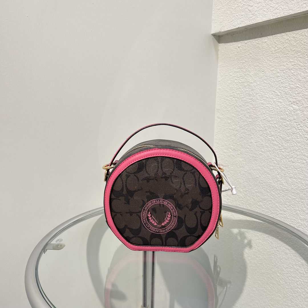 

Brand Designer bags Handbag Shoulder Crossbody Bag Tote bag New Fashion Versatile Letter-printed Handheld Single-shoulder Messenger packet Factory Direct Sale