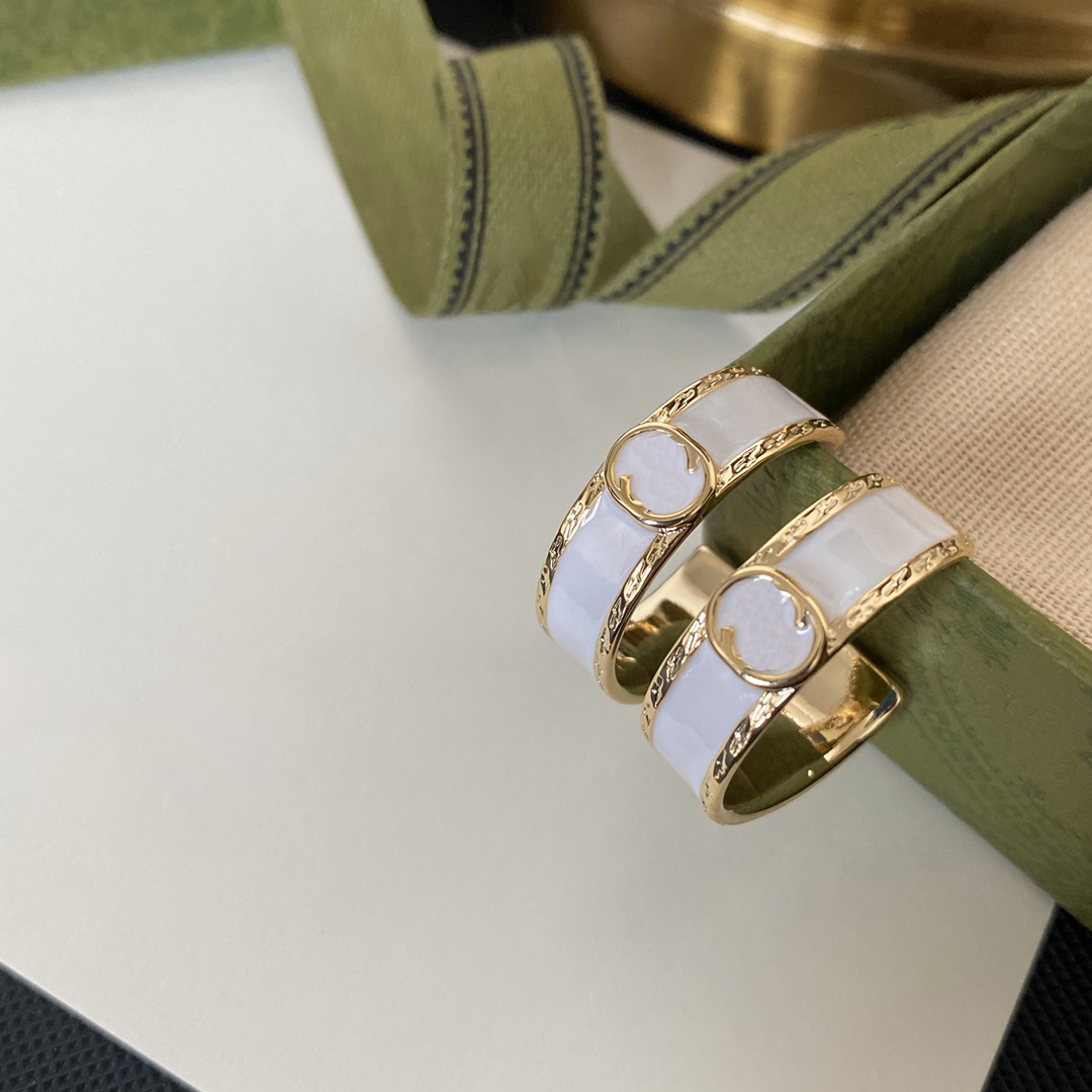 

2023 Designer Hoop Earrings Fashion jewelry Huggie earrings wedding gift pie