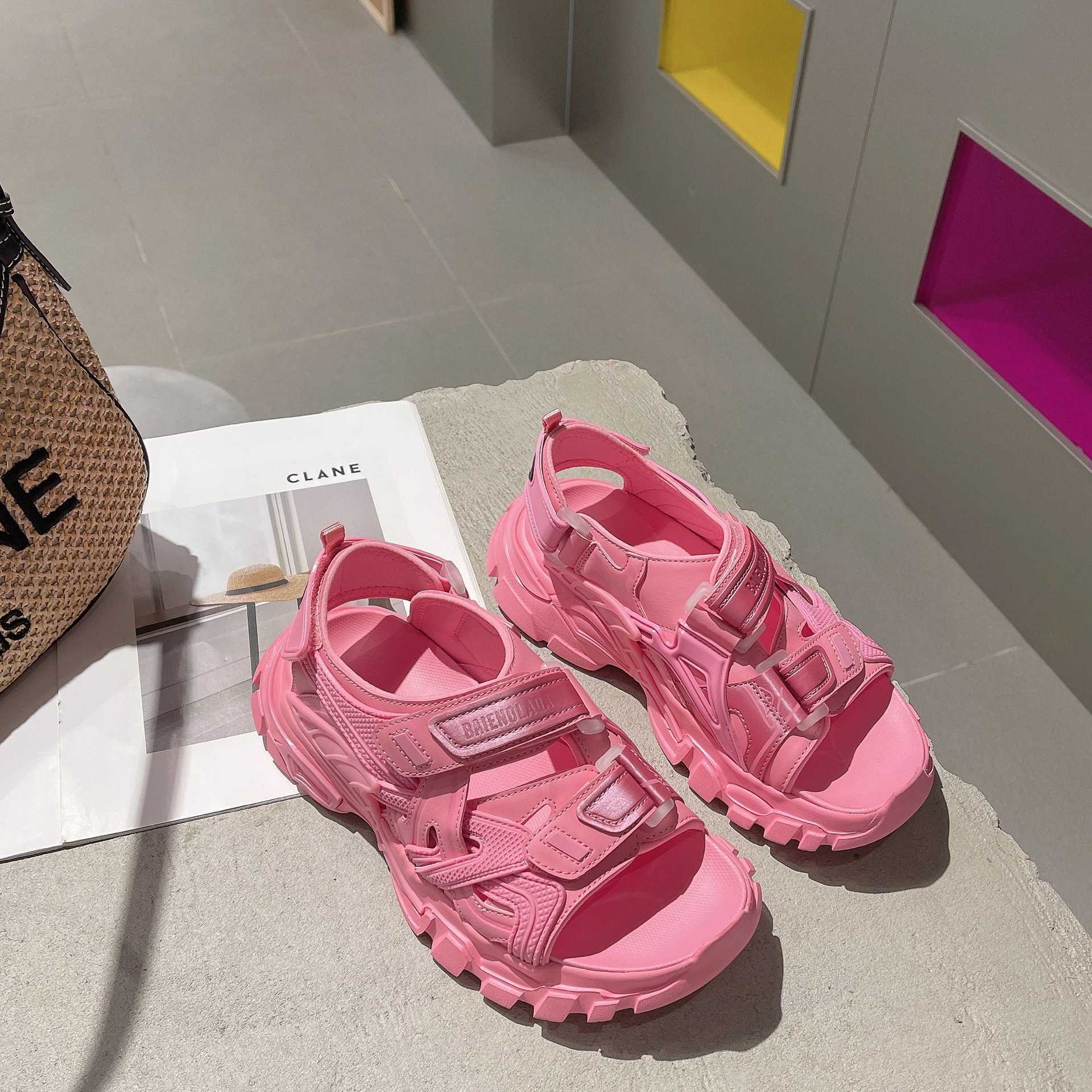 

Shoes 2023 Xia ins Fashion Paris Colorful Beach Shoes Casual Shoes Thick soled Cake Sports Sandals Pink White Black