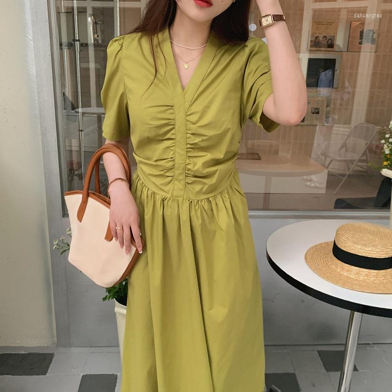 

Casual Dresses Make French Temperament V-neck Fold Design Hubble-bubble Sleeve Cultivate One's Morality Show Thin Waist Dress Four Color, Pink