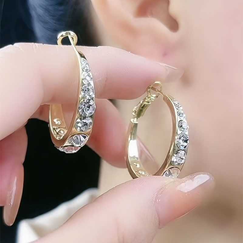 

Charm Simple diamond ring female 2023 new fashion exquisite earrings niche design versatile Earrings
