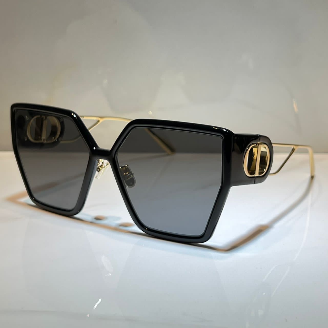 

Funky Sunglasses Designers For Men Women Summer Style Anti-Ultraviolet Retro Plate Full Frame Eyeglasses With Box