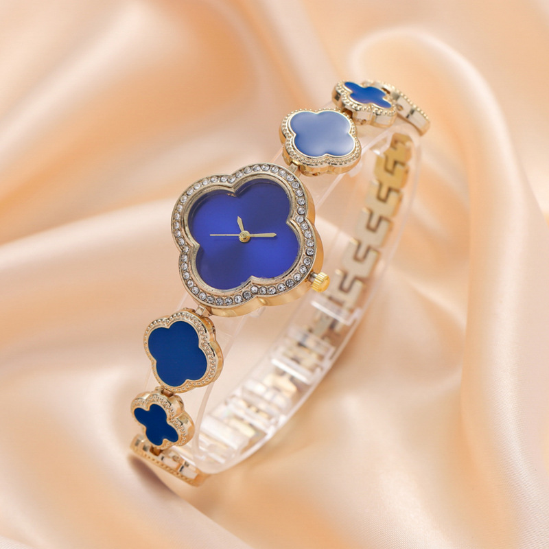 

Fashion Classic Four Leaf Clover Full Diamond Link Wrist Watches Bling Watch Sets Adjustable Crystal Bracelet Gift for Women Mothers Unique Gifts Sisters, White