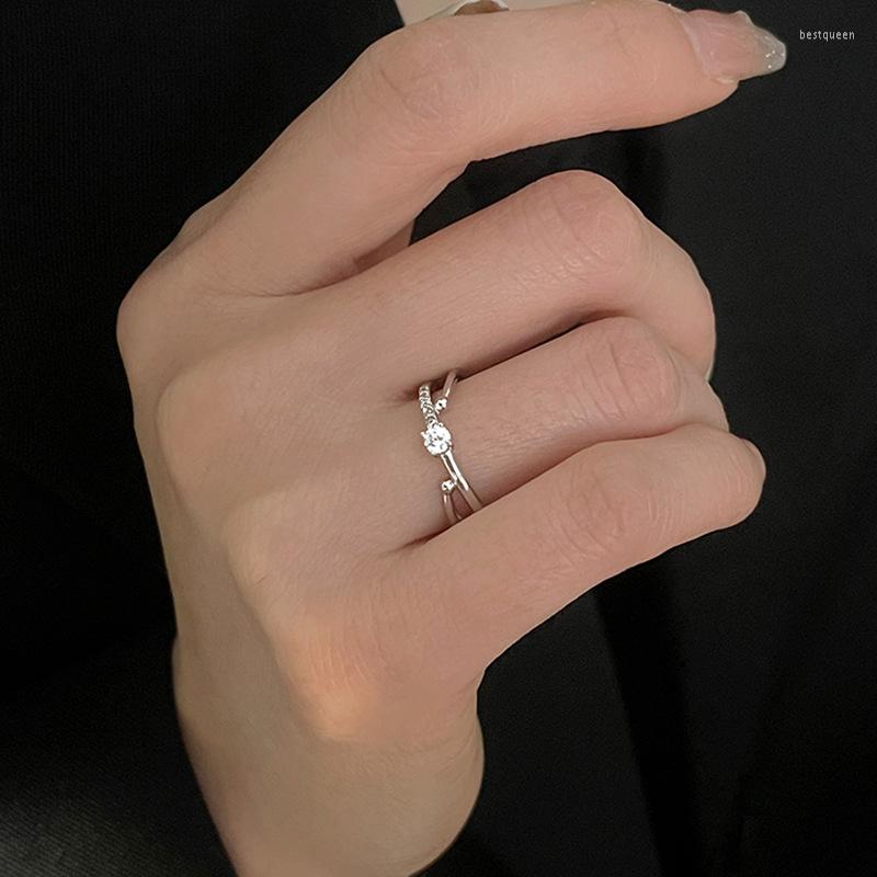 

Wedding Rings Luxury Exquisite Cross Inlaid White Zircon Stones Ring For Women Star Orbit Design Fashion Engagement Jewelry