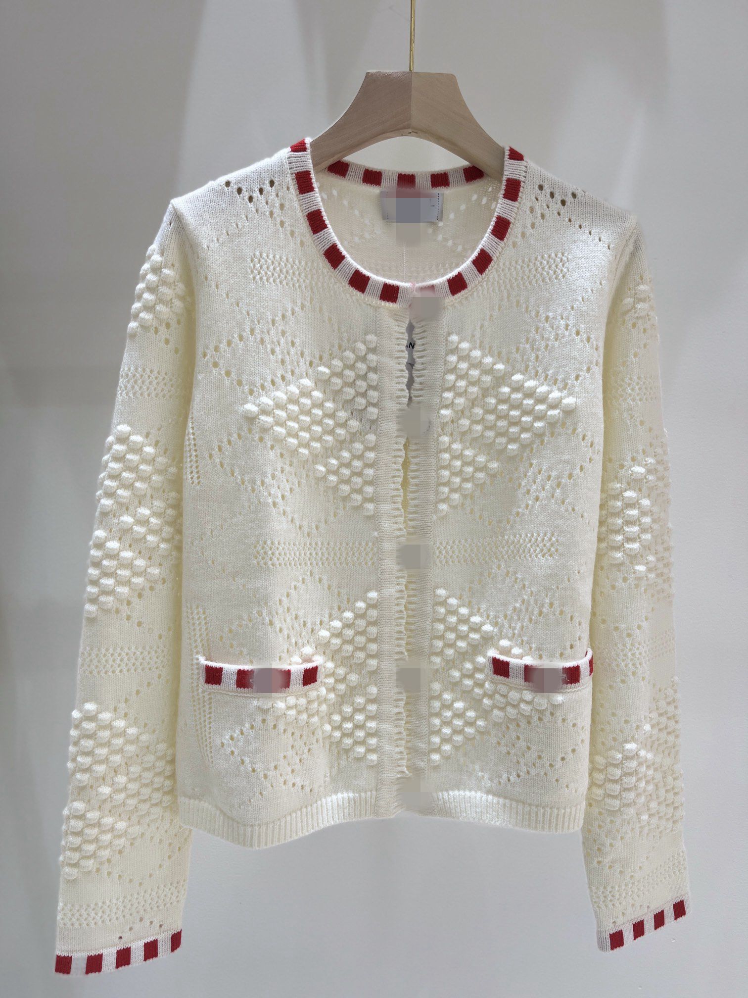 

2023 White Solid Print Women' Cardigan Brand Same Style Women' Sweaters DH69