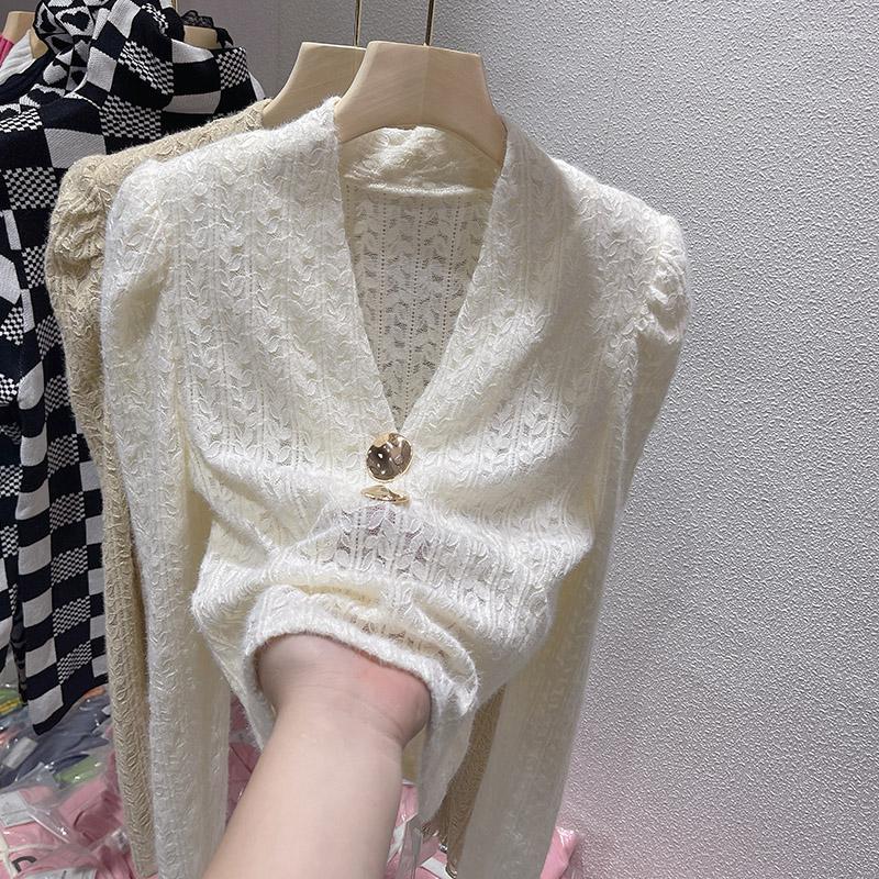 

Women' Blouses Lace Hollow Out Women Shirts Summer V-Neck Puff Sleeved Slim Elegant Female Outwear Coats Top Quality, Beige