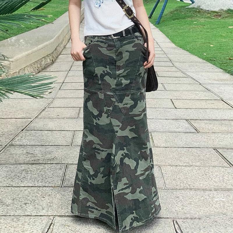 

Skirts Vintage Grunge Streetwear 2000s Retro Split Y2K Green Camouflage Print Long Skirt Harajuku Chic Women Mall Goth Clothes, Army green