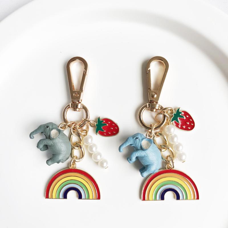 

Keychains CHUNOU Elephant Rainbow Strawberry Cute Keychain For Women Girls Airpods Case Accessories Lovely Bag Car Key Ring Chain Gift
