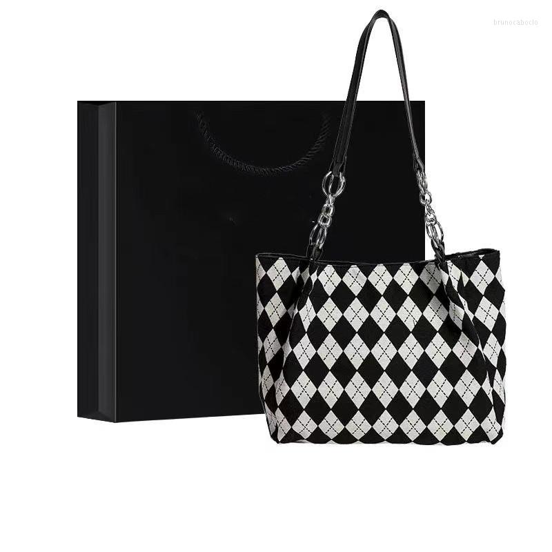 

Evening Bags For Women 2023 Luxury Handbags Female Bag Tote Shopper Shoulder Fashion Trend Plaid Decoration, Black