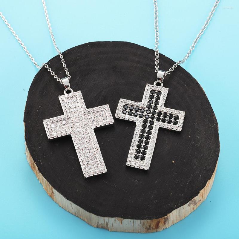 

Pendant Necklaces Fashion High Quality Men And Women Cross Jesus Necklace For Women's Decoration Ladies Long D0312