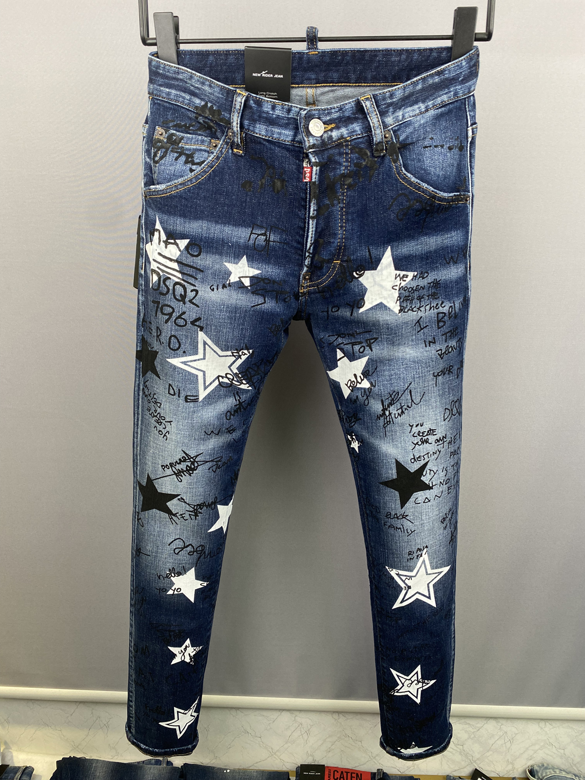 

DSQ COOLGUY JEANS Classic Fashion Men's Jeans Hip Hop Rock Moto Men Casual Design Ripped Jeans Distressed Skinny Denim Biker DSQ Jeans 69651, 9851 blue