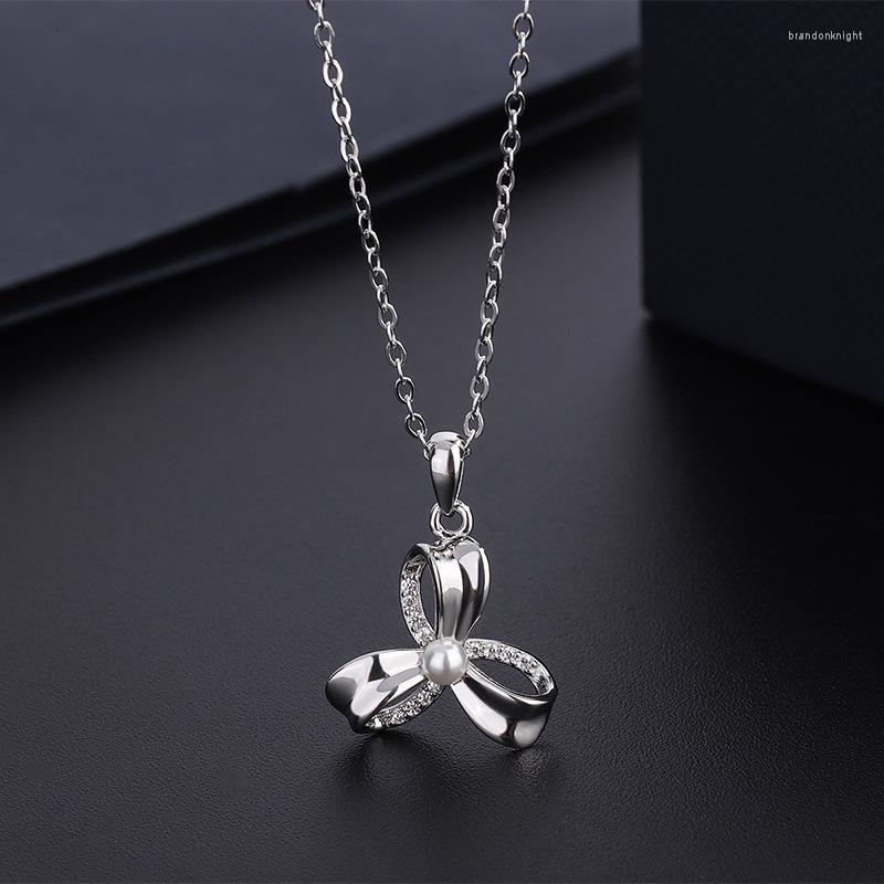 

Chains 925 Sterling Silver Clover Necklace Korean Simple Petal Pearl Pendant Necklaces Clavicle Fashion Luxury Jewelry Gift
