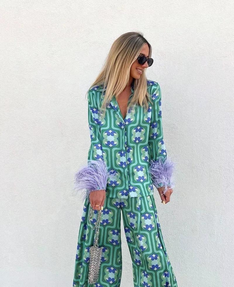 

Women' Two Piece Pants Casual Temperament Printed Suit Long-Sleeved Geometric Feather Patchwork Shirt Wide-Leg TrousersWomen, Blue