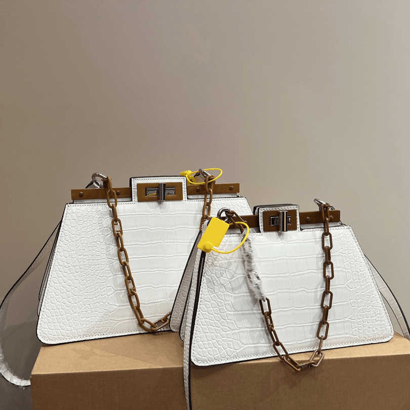 

HOT designer bag Letter crossbody bags 6 colors women chain handbag Shoulder Bags womens handbags Fashion purses cross body two size, Fbo04