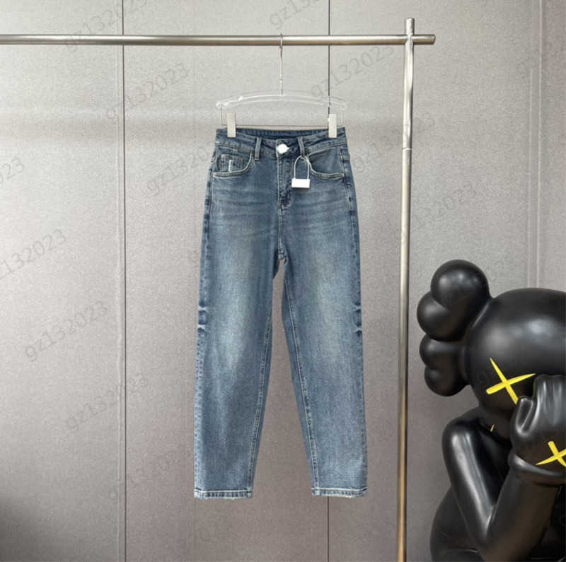 

Harlan Jeans Simple Classic Design To Hide Flesh And Show Thin Denim Trousers High Temperature Color Fixing Process Loose Comfortable Pants Jeans For Women 1970