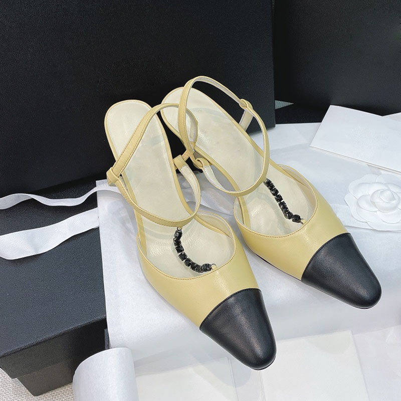 

France Designer Womens Flat Heel Sandals Metal Lambskin Slippers Square Toes Slide Classic Silver Golden Mules Outdoor Casual Shoe Luxurys Flip Flops Booties