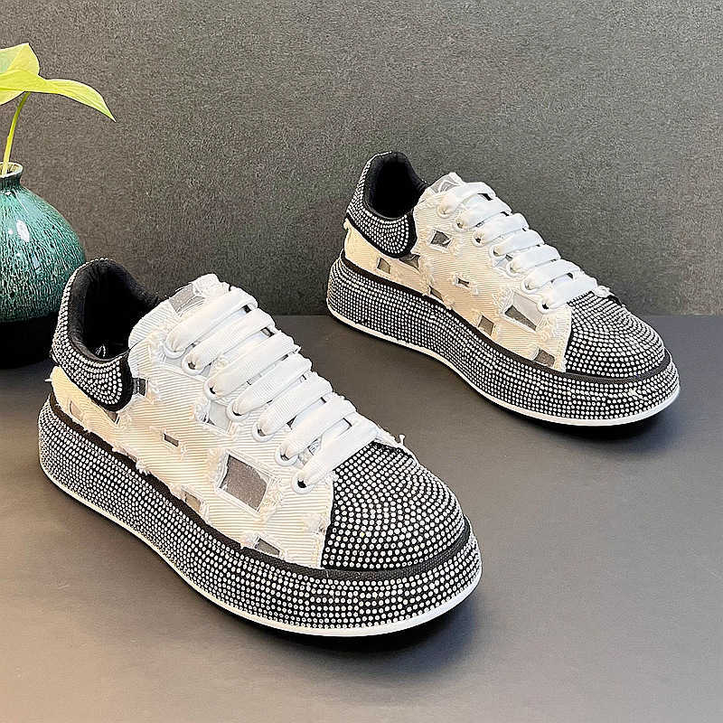 

Designer Shoes Men's Breathable inner height Color contrast casual board 2023 Little white shoes Fashion male youth sail diamond, Red