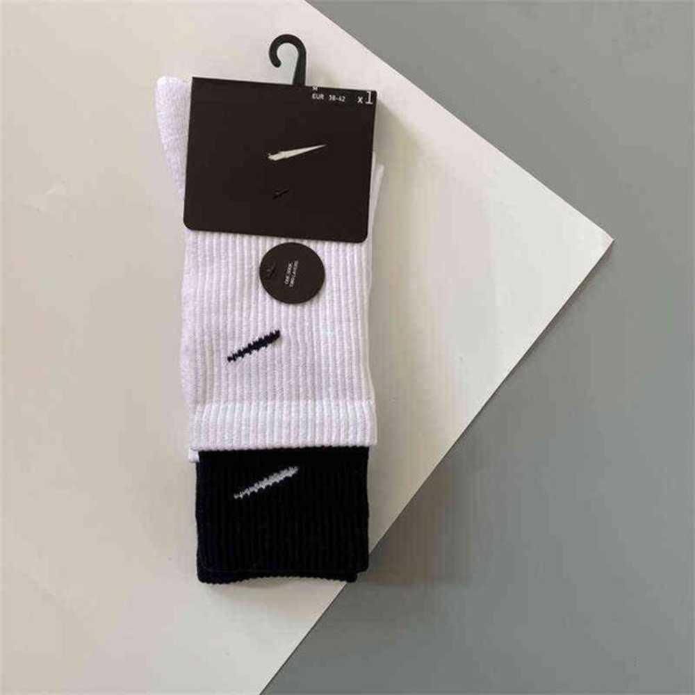 

Classic Fashion Men Socks Hook Brand Color Stitched Men's Women's Long Tube Sports Training Sock Street Couple Middle Tubes Luxury Mediumz8a3, Long tube 3