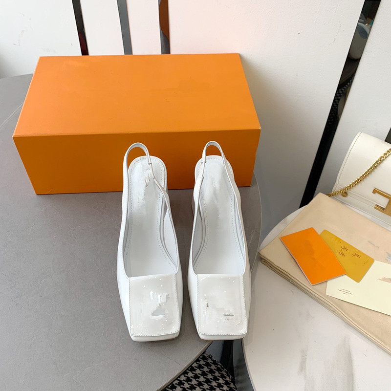 

Slippers leather Women sandals Beach Cork Slippers Casual Double Buckle Clogs Slides Women Slip on Flip Flop Shoes size 35-43 0218, 03