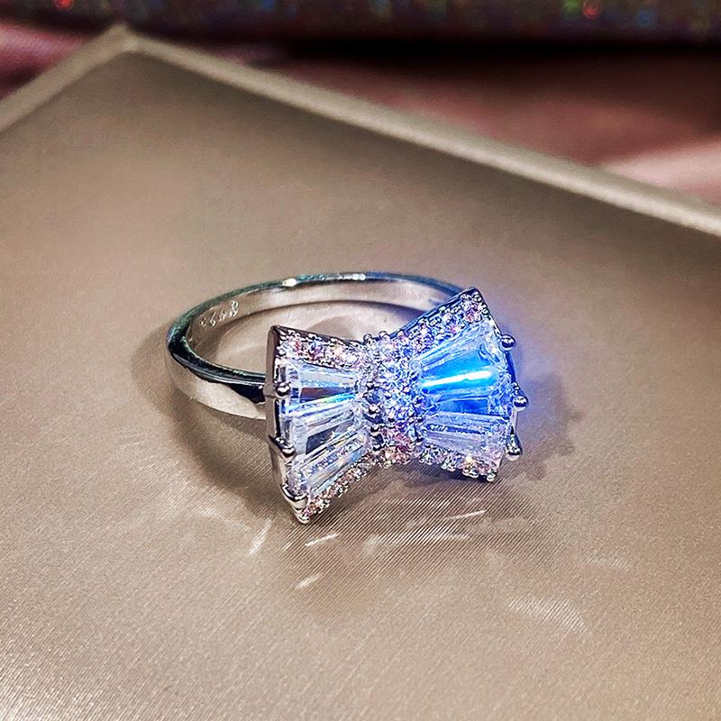 

Wedding Rings Huitan Princess Bow Silver Color With Crystal Cubic Zirconia Brilliant Women's For Party Fashion JewelryWeddingWedding