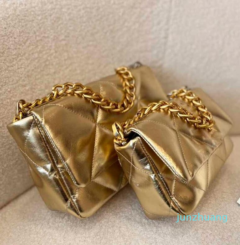 

Luxurious woman flap designer Crossbody bag Gold sheepskin 2424 handbag Gold - Tone metal thick with high capacity chain small bag