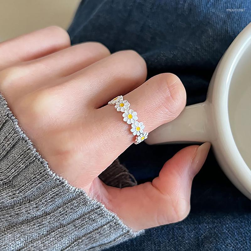 

Wedding Rings Fashion Silver Color Daisy Flower For Women Korean Adjustable Opening Finger Ring Bride Jewelry Accessories