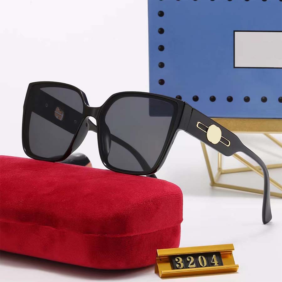 

Designer Sunglasses Beach Summer Women Men Adumbral Polarized Print Goggle Full Frame 7 Option Eyeglasses