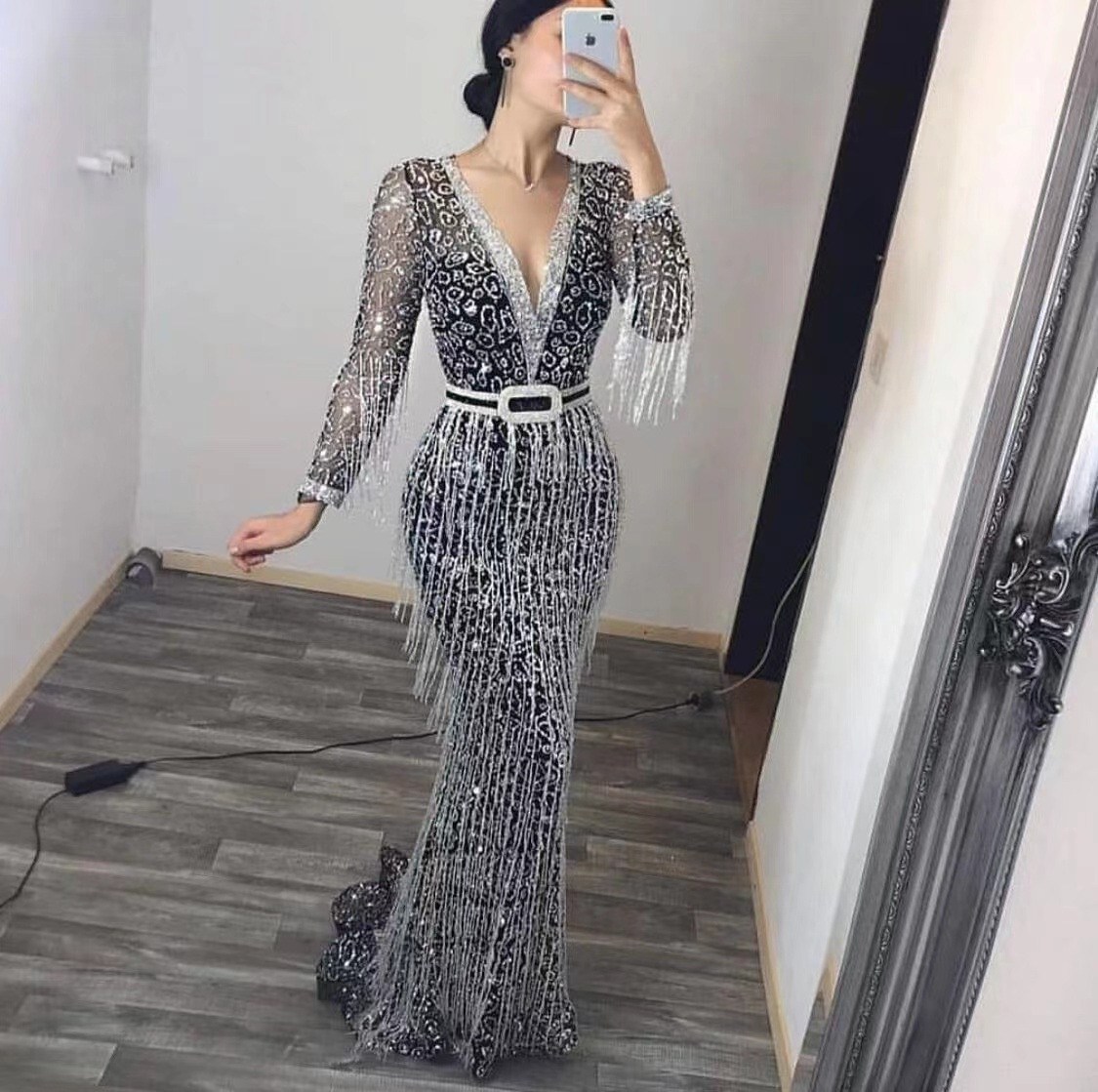 

Arabic Aso Ebi Black Lace Beaded Evening Dresses Mermaid Long Sleeves sequined Prom Dresses Sexy Formal Party Second Reception Gowns Vestido de novia, Same as picture