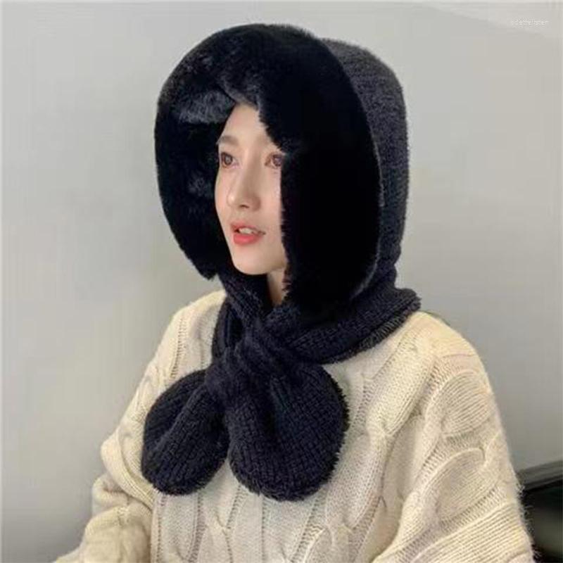 

Berets Outdoor Riding Windproof Hat Winter Fashion Ski Warm Knitted Wool Cashmere Scarf One-piece Two-color Twist Plush, Picture shown