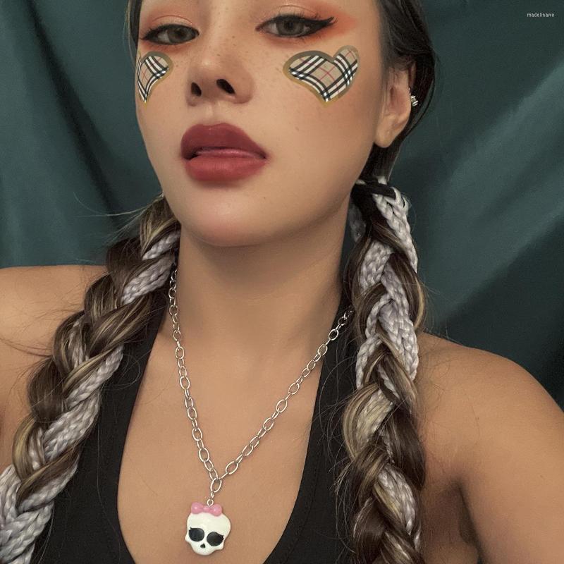 

Pendant Necklaces Halloween Woman Necklace Three-dimensional Alien Personality Funny Chain Jewelry Lightweight Women Exclusive