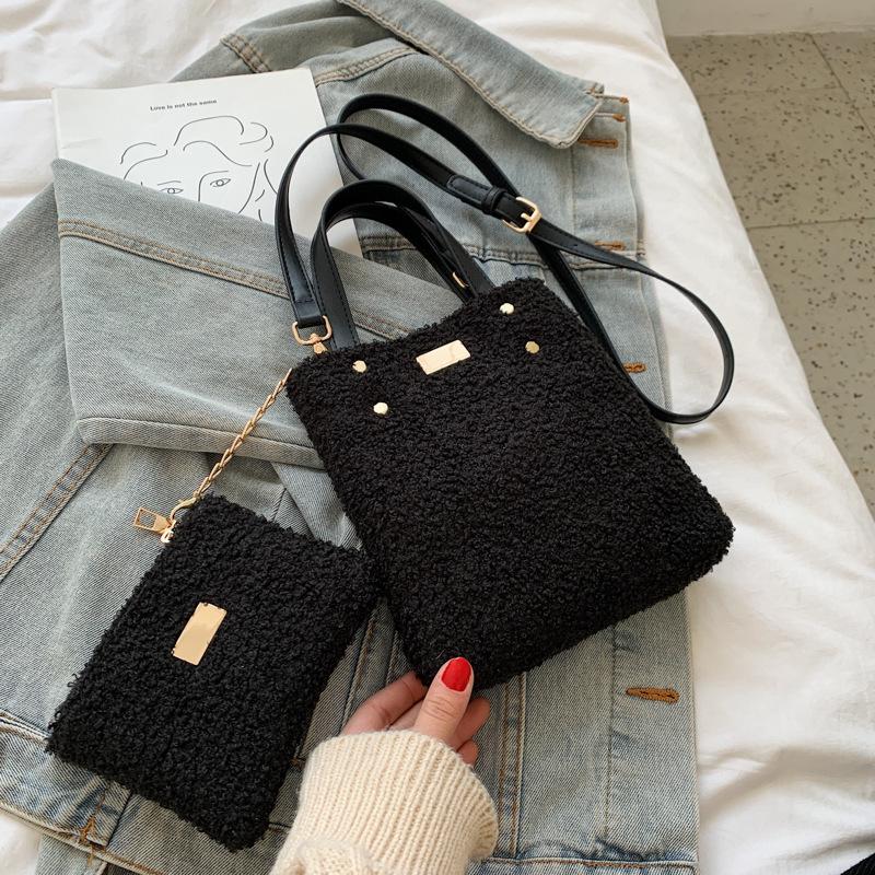 

Evening Bags Lamb Plush Bag 2023 Versatile Fashion Trendy Korean Handbag Single Shoulder Messenger Mother, White