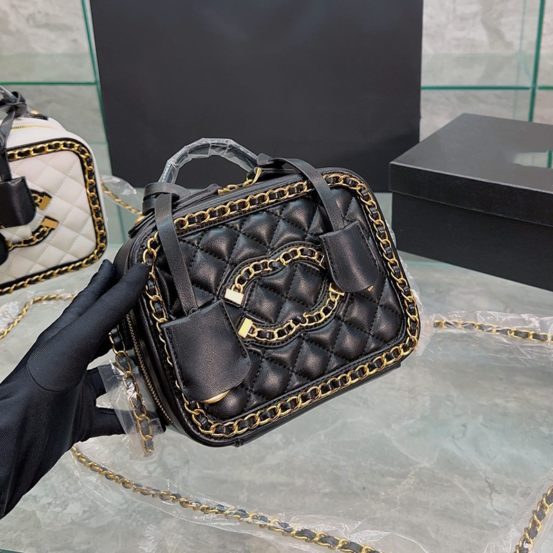 

Cosmetic Bags & Cases Womens Designer Cosmetic Case Camera Box Bags Vantiy Top Handle Totes With Gold Metal Hardware Matelasse Chain Crossbo, Boxs