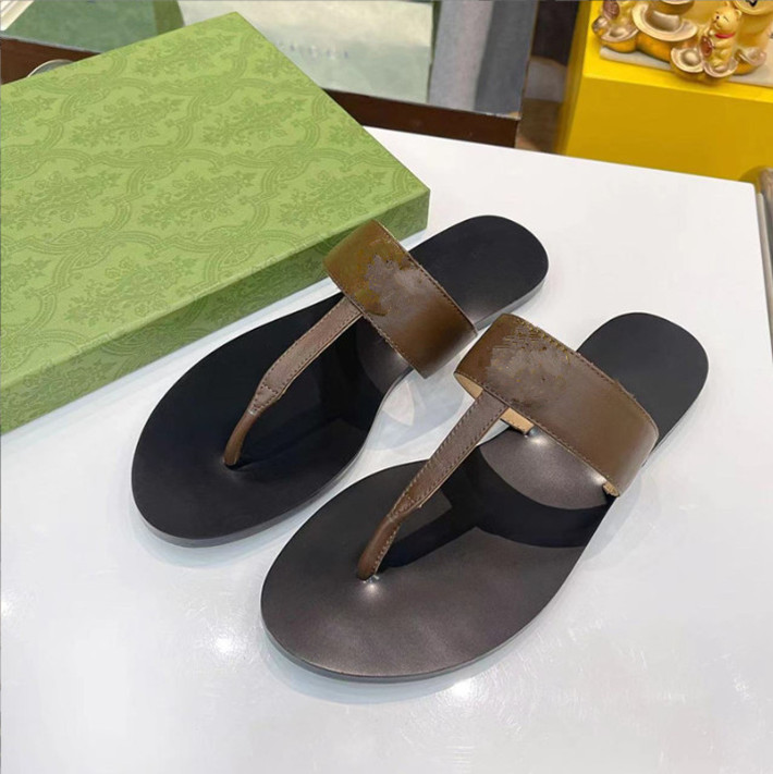 

Classic Men slippers Summer Rubber bottom woman shoe beach Slides letter Flat slipper designer shoes Metal button sandals Lazy lady slipper, Brown
