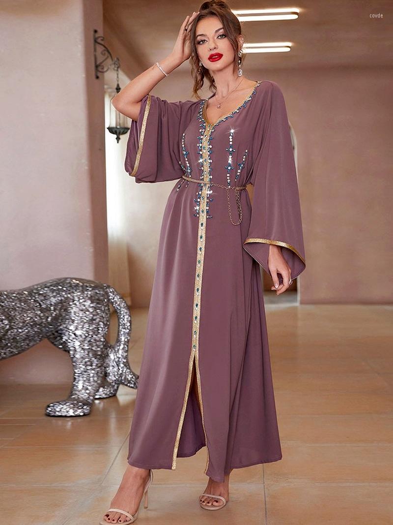 

Casual Dresses Muslim Woman Dress Eid 2023 Dubai Marocain Caftan Khaki Hand Sewn Diamond Party Robe Fashion V Neck Raglan Long Sleeve, Black