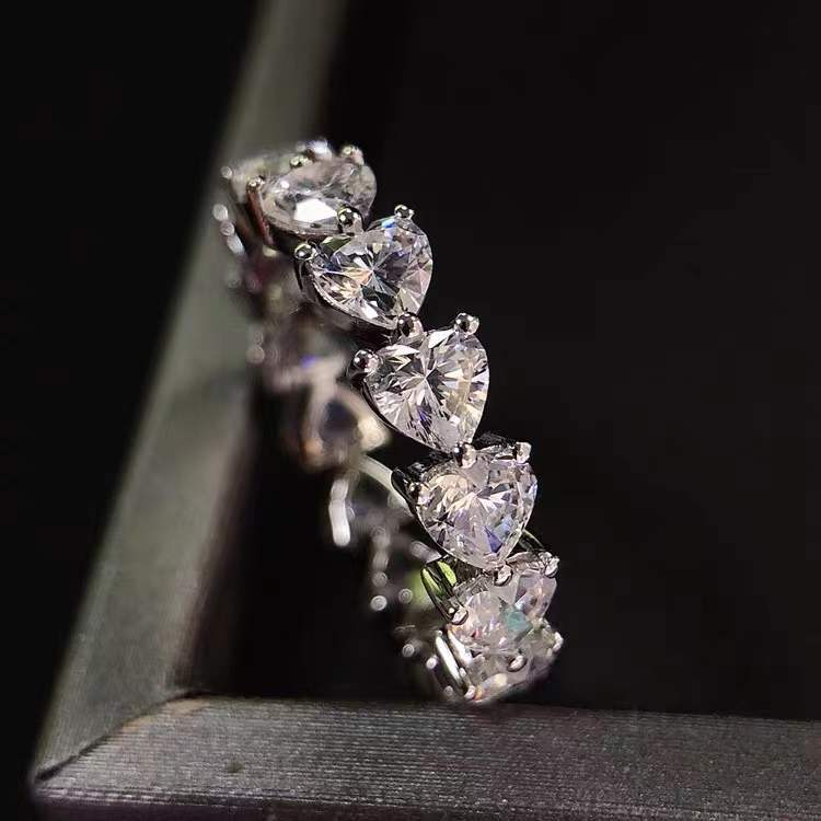 

Choucong Brand Wedding Rings Ins Top Sell Luxury Jewelry 925 Silver Fill Heart Shape 5A Cubic Zircon Party Eternity Women Engagement Band Ring For Lover Gift