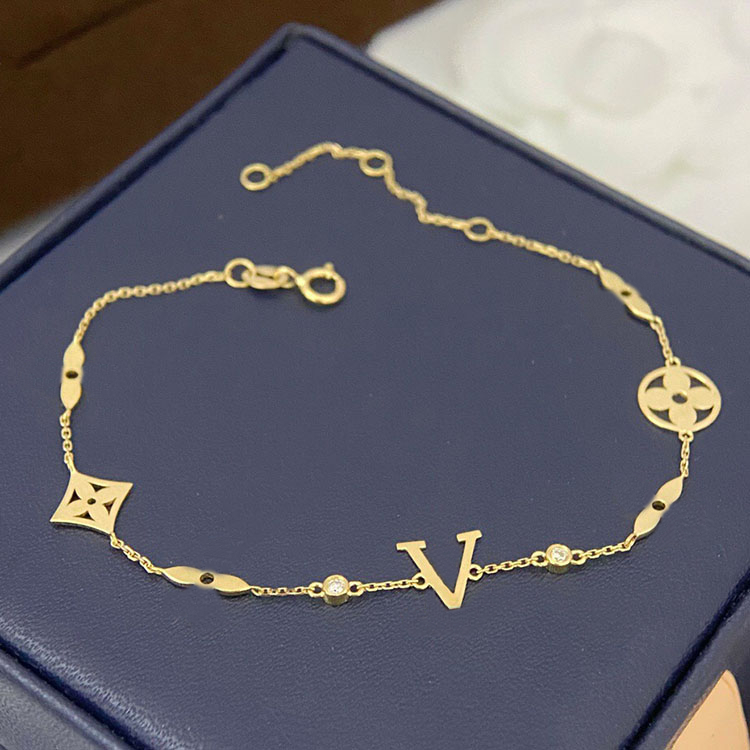

Designer Gold Chain Bracelet Womens Bracelets Love Jewelry Luxury Letter Pendant Y Bracelet For Women Charm Earring Wedding