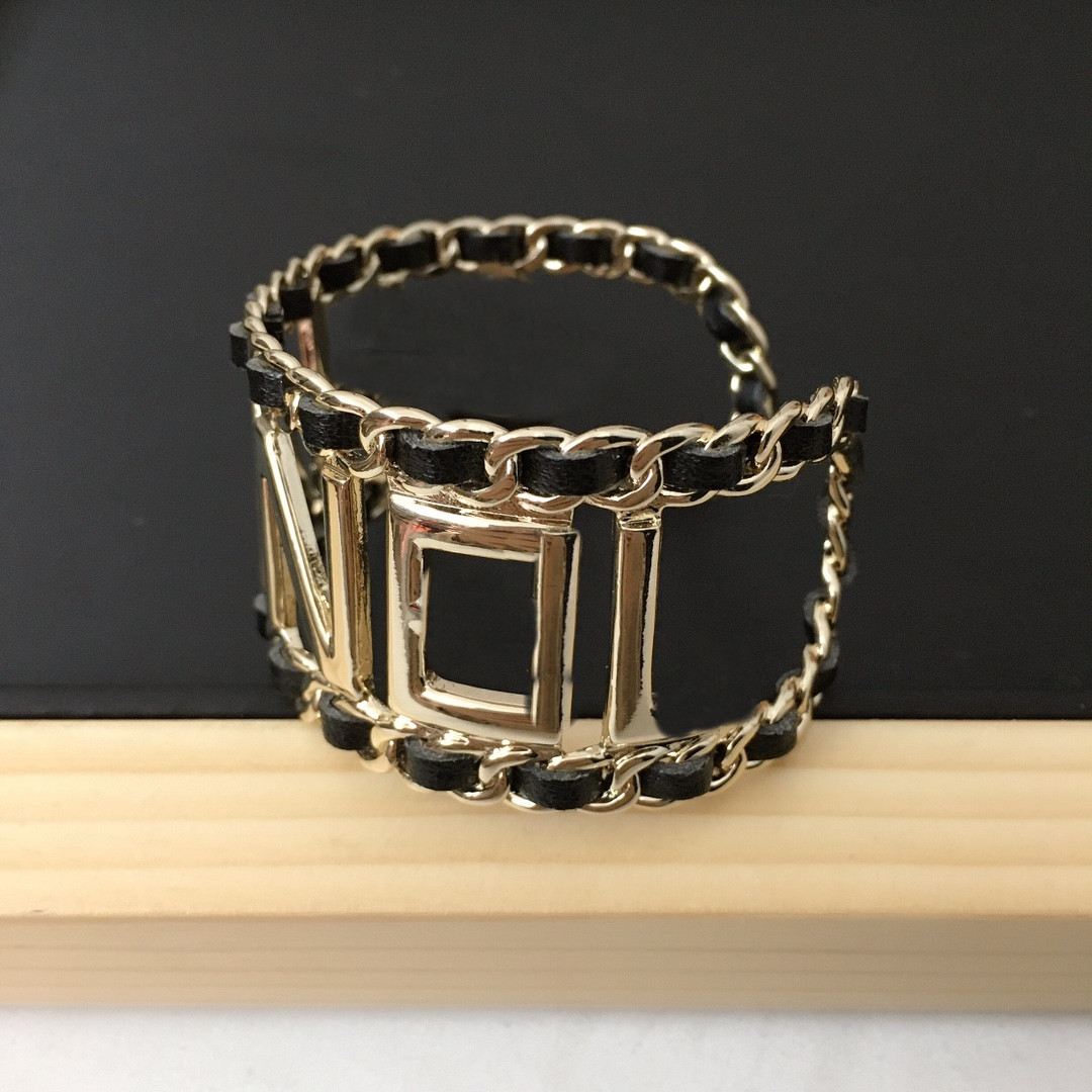 

Letters Gold Bracelets Plated cuff Bangle B Bracelets for Couple Jewelry Top Vintage Supply