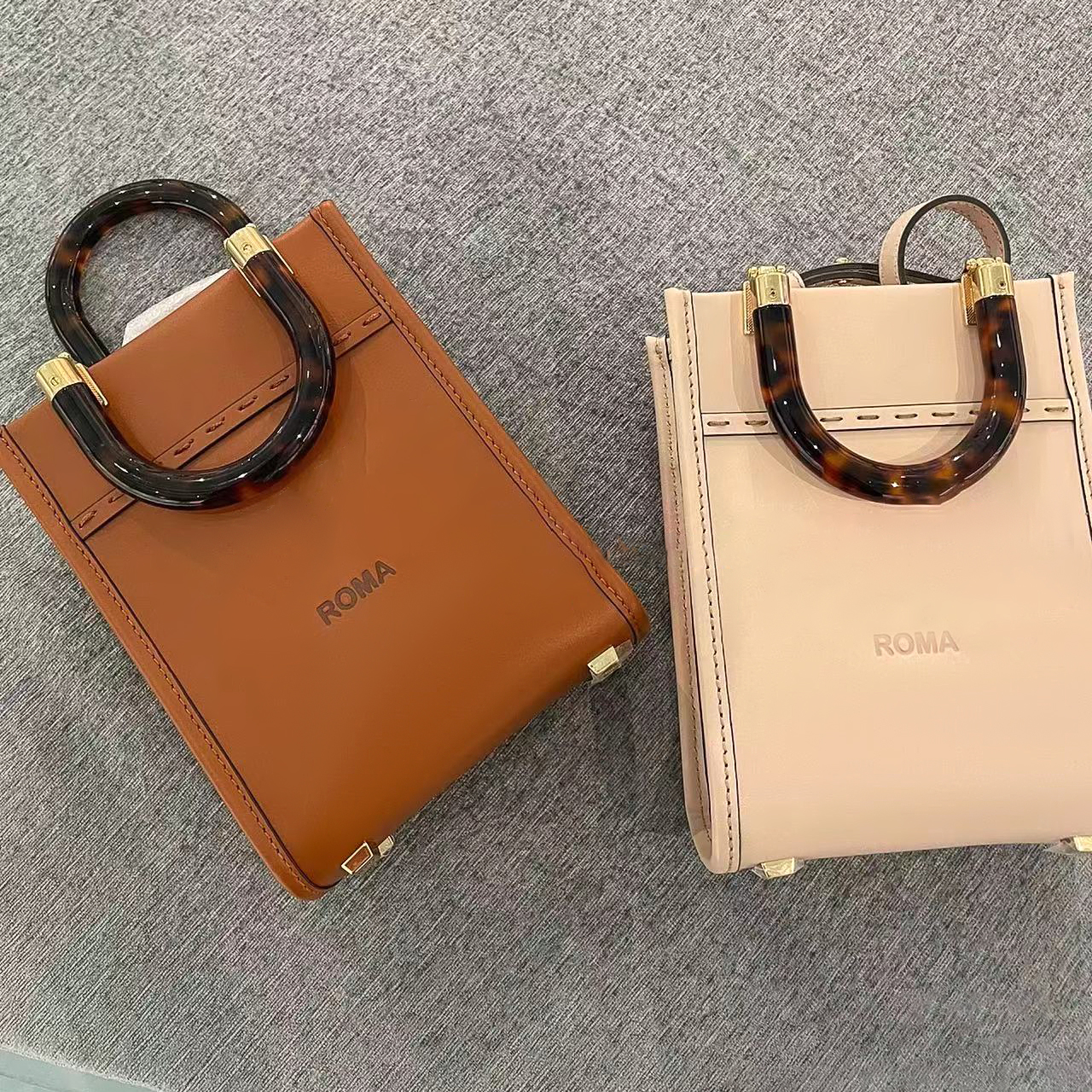 

famous fendace Cross Body Shoulder Bags Luxury Designer glass handle handbags Genuine Leather strap sunshine Roma womens men totes travel pochette Small clutch bag, Pink