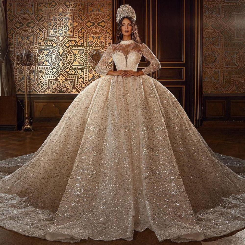 Luxury Ball Gown Wedding Dresses Long Sleeves V Neck Halter Sequins Appliques Beaded 3D Lace Hollow Shiny Ruffles Bridal Gowns Plus Size Custom Made