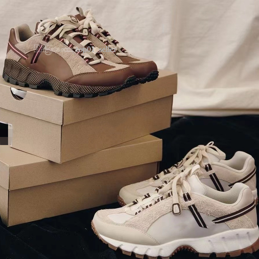 

2023 Designer Humara Lx Men Women Casual Shoes Swooshes Jacquemu Humaras leather Light Bone Ale Brown Gold jacquem outdoors Sports Dad Shoe Sneakers Trainers 36-45