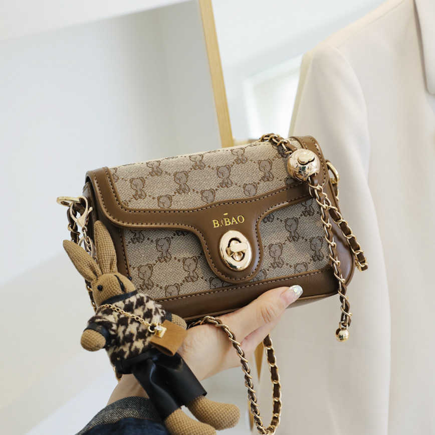 

2023 Women Bags Factory Handbags 55%off Small design women's chain small square texture shoulder bag women Designer Luxury Shoulder Handbags, Red