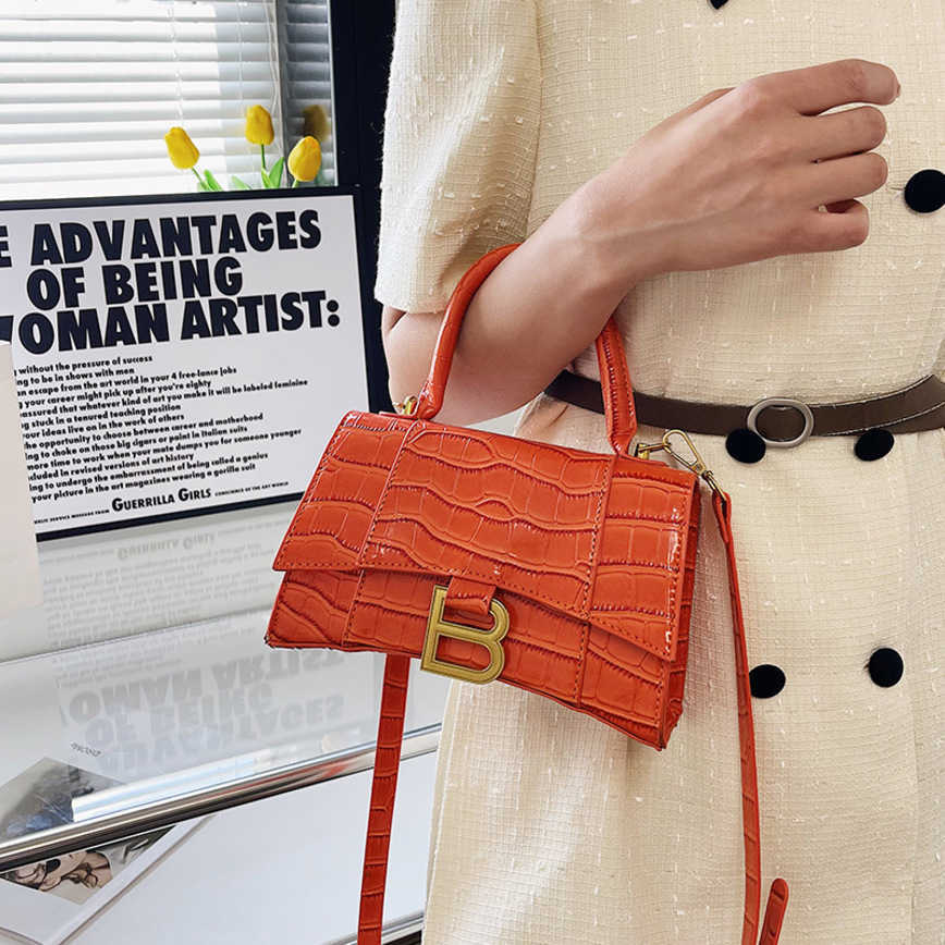 

2023 Women Bags Factory Handbags 55%off One Shoulder Crossbody Hourglass Women's Bag Designer Luxury Shoulder Handbags 0HLN, White10