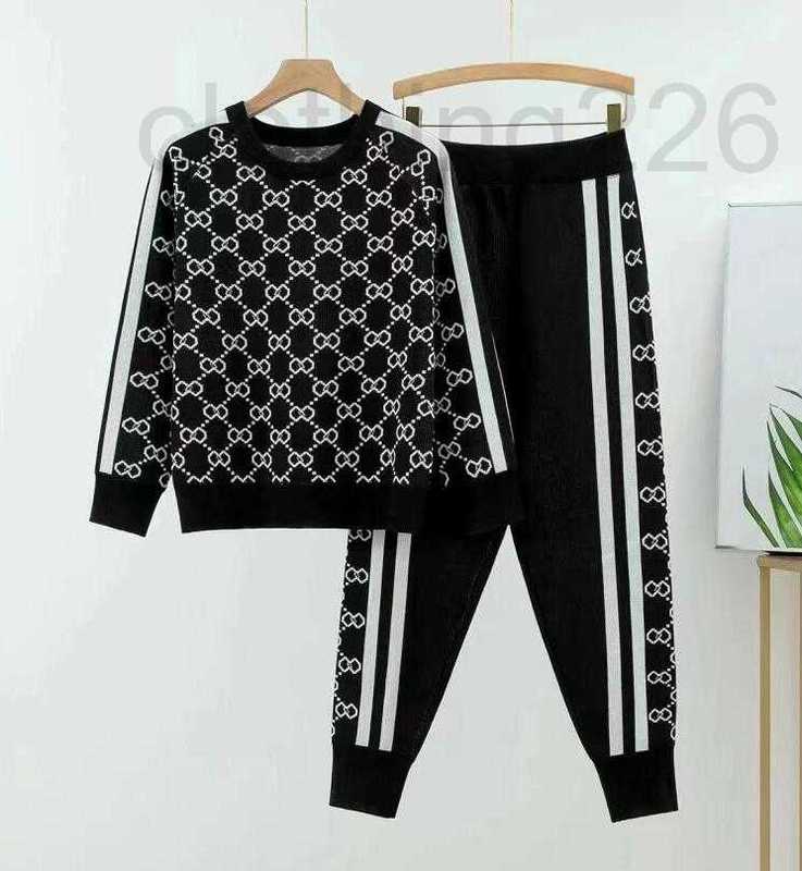 

designer Women' Tracksuits Brand Designer Suit Sweater Velvet Sweatpants YV4E, 01